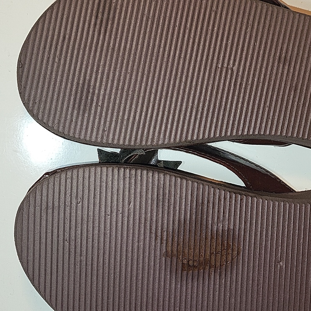 Women's Brown Thing Sandals (9) - Picture 6 of 9
